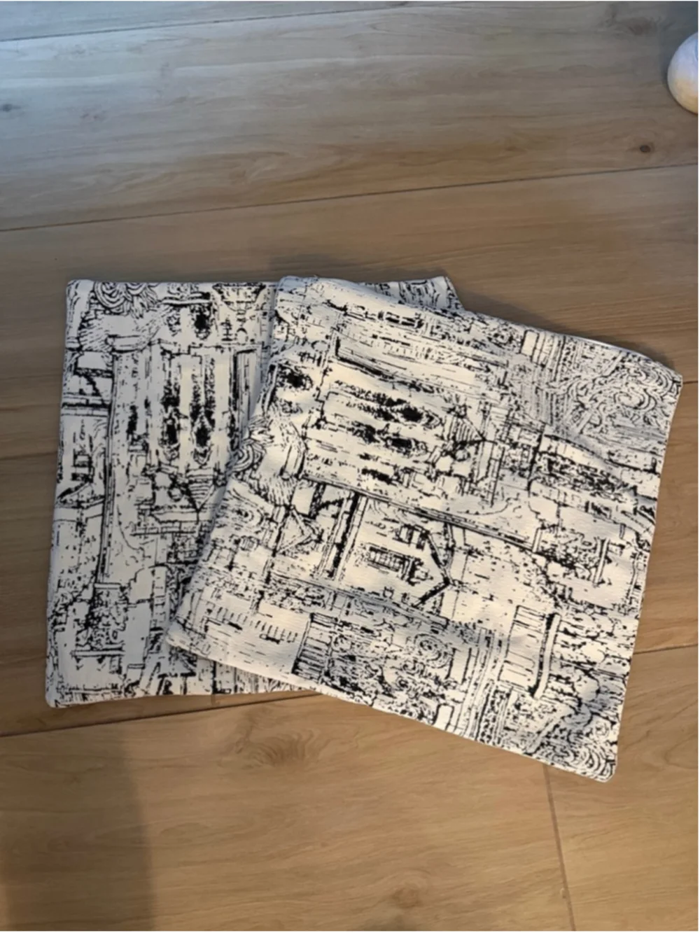 NEW Soft Set of 2 Architectural Throw Chenille Pillow Covers 18x18”